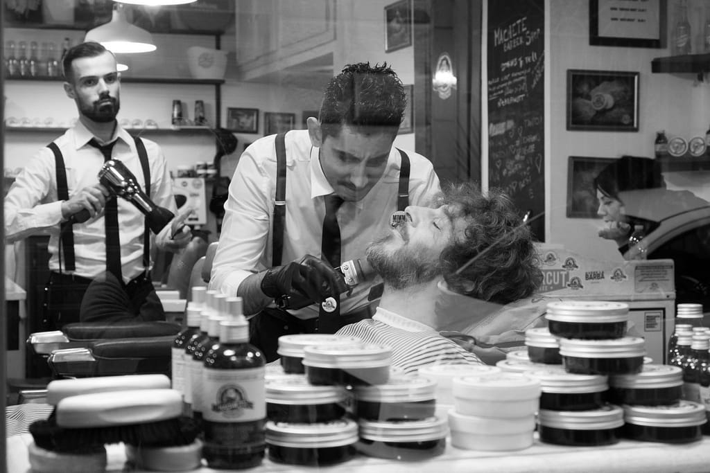Street 2 Machete Barber Shop, Rome